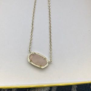 Kendra Scott necklace